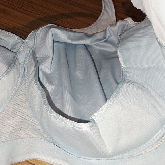 GLAMORISE SPORT Sz 50H NWOT Plus Size MagicLift Baby Blue Sports Bra Wireless - Picture 6 of 9